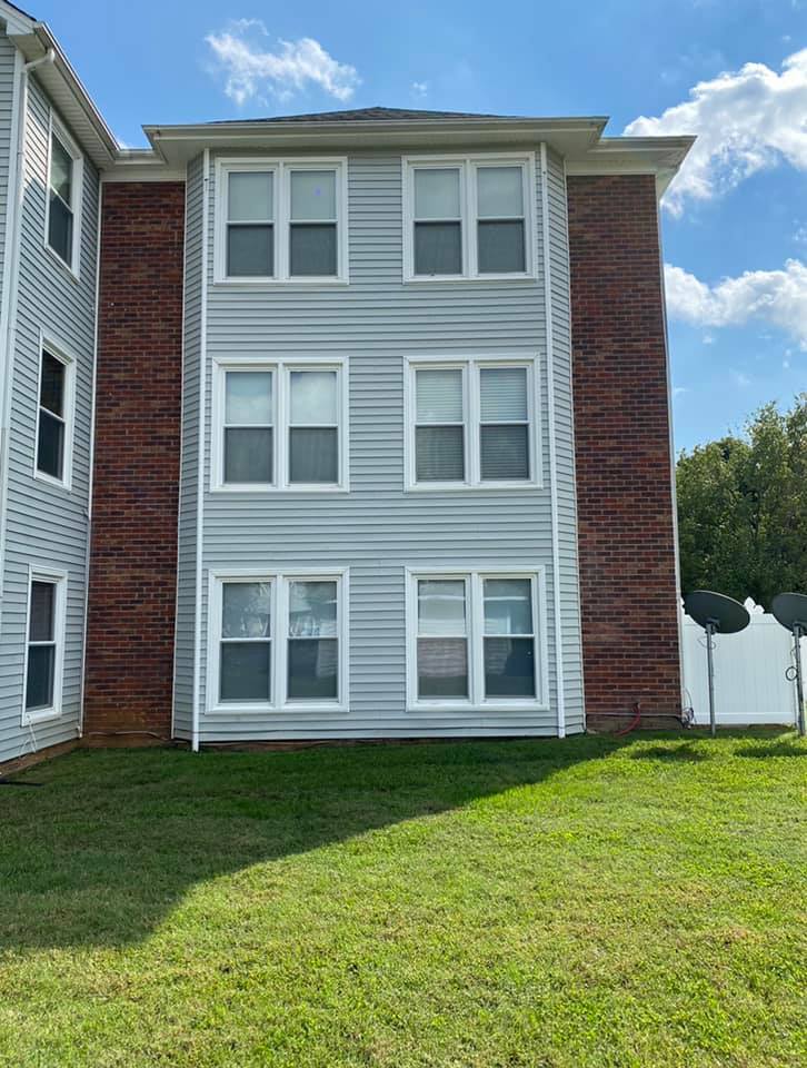 Apartment Soft Wash after